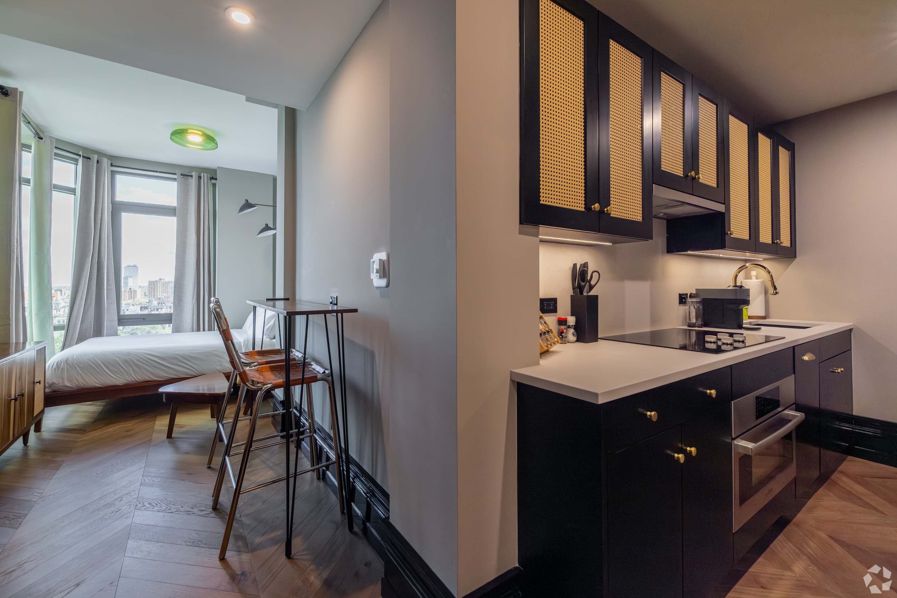 Freeman 1203 | Lower East Side | Condo with Shared Amenities photo 4