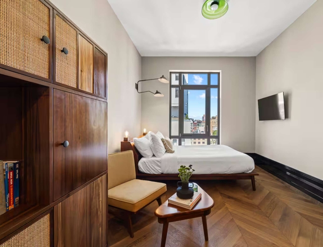 Image of Living space #1