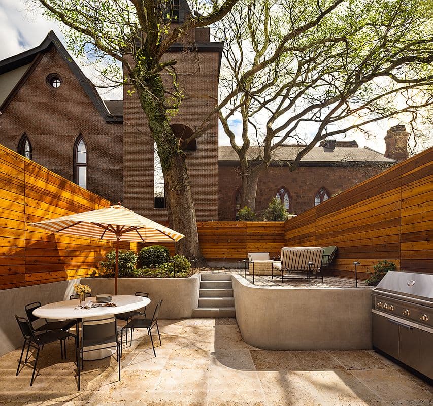 Mahogany House | Cobble Hill | Townhouse with Garden & Rooftop photo 6