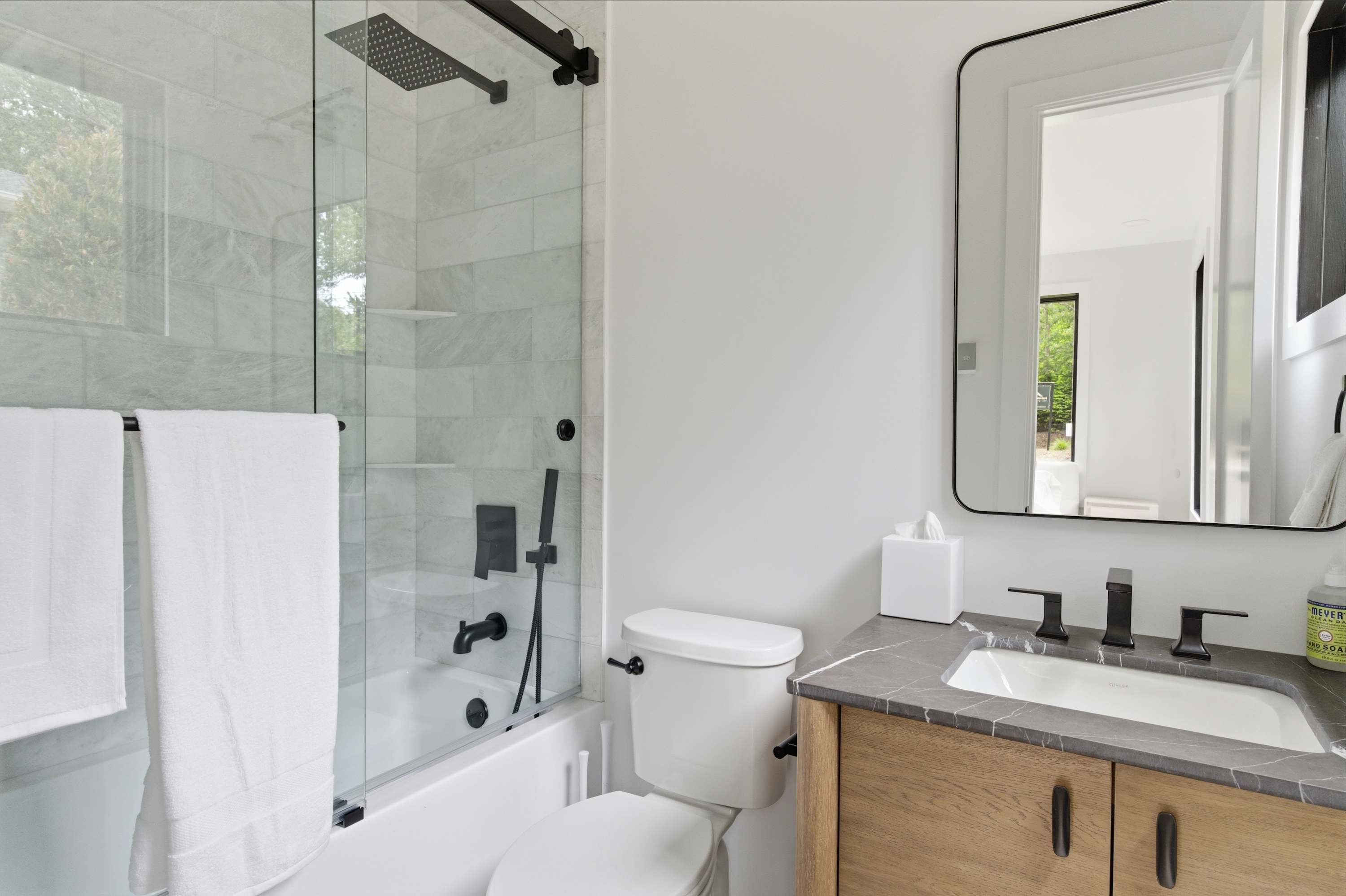 Sandpiper | Sag Harbor | Home w/ Heated Pool & Beach Access photo 21