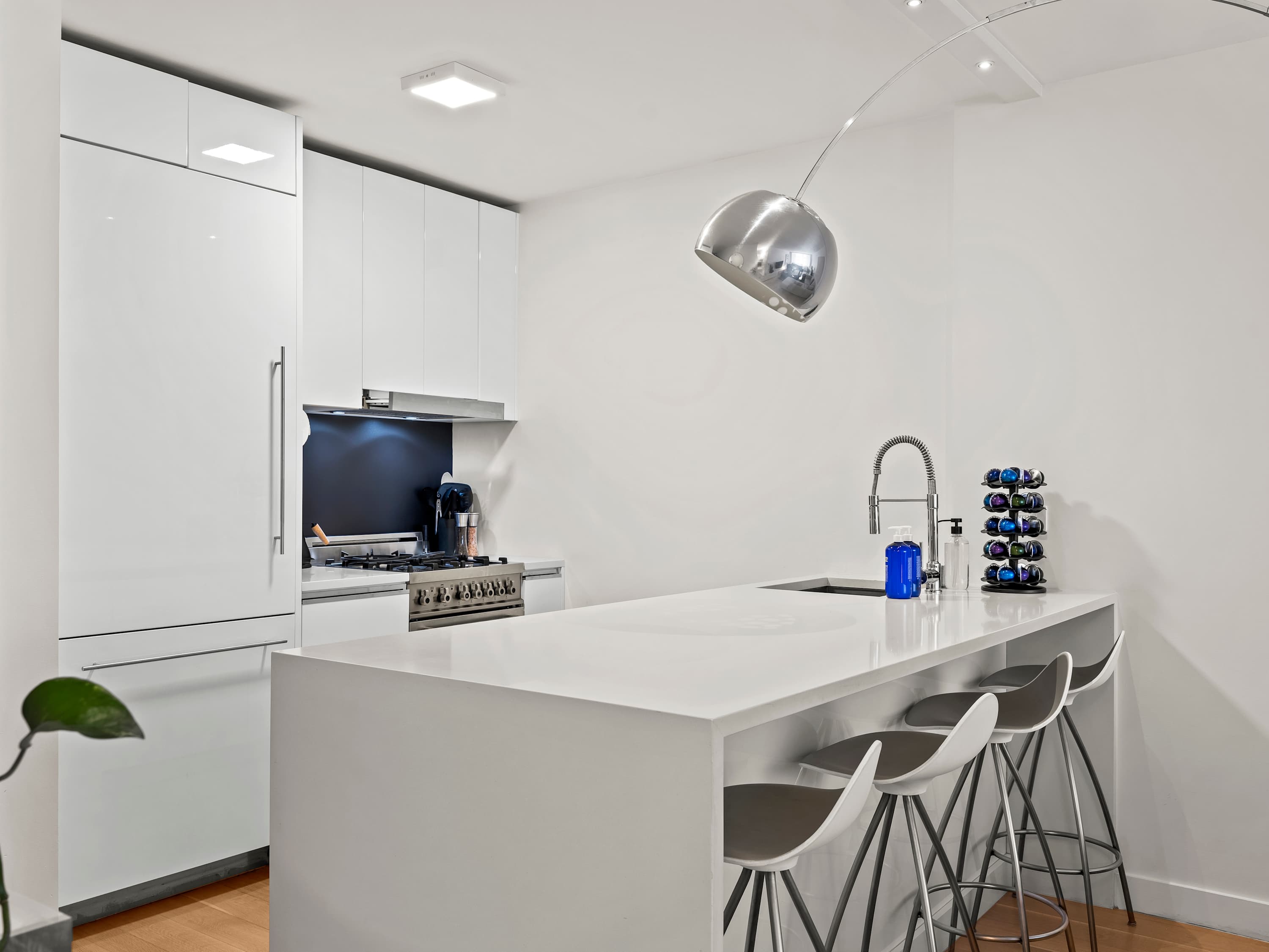 Starrett Place | Hell's Kitchen | Luxe Residence w/ Grand Piano photo 10