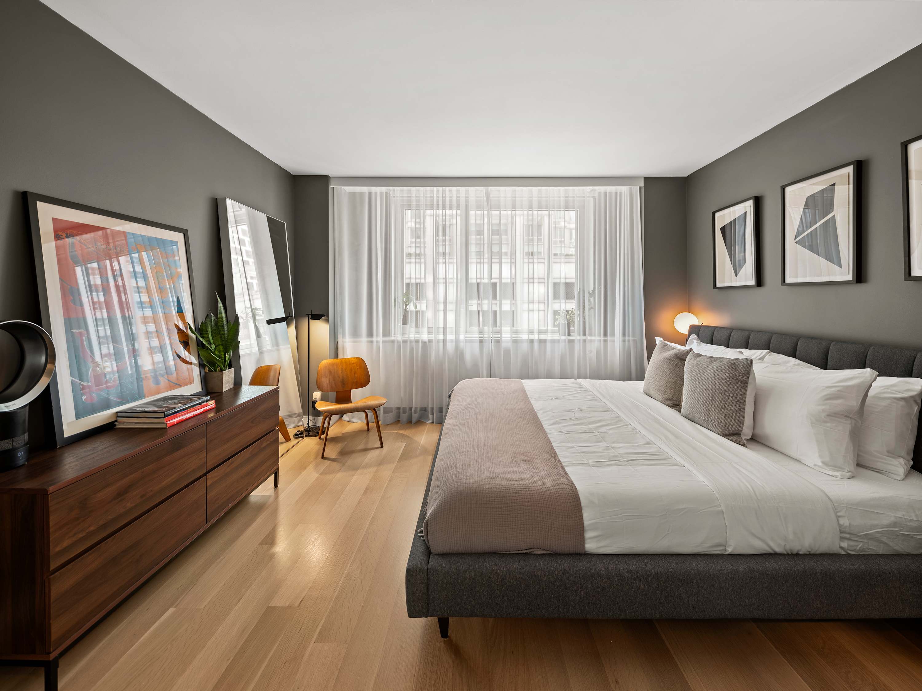 Starrett Place | Hell's Kitchen | Luxe Residence w/ Grand Piano photo 12