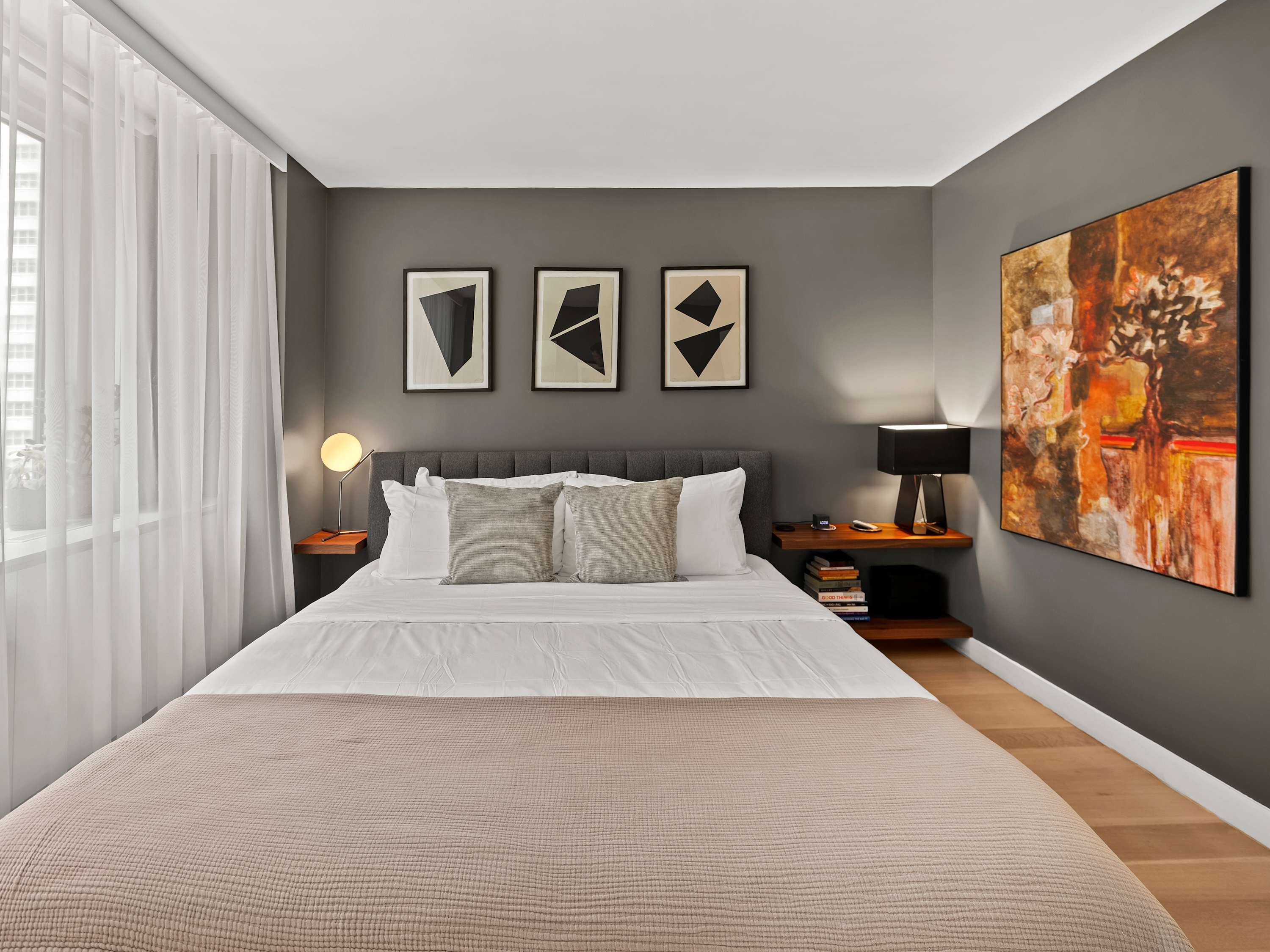 Starrett Place | Hell's Kitchen | Luxe Residence w/ Grand Piano photo 13