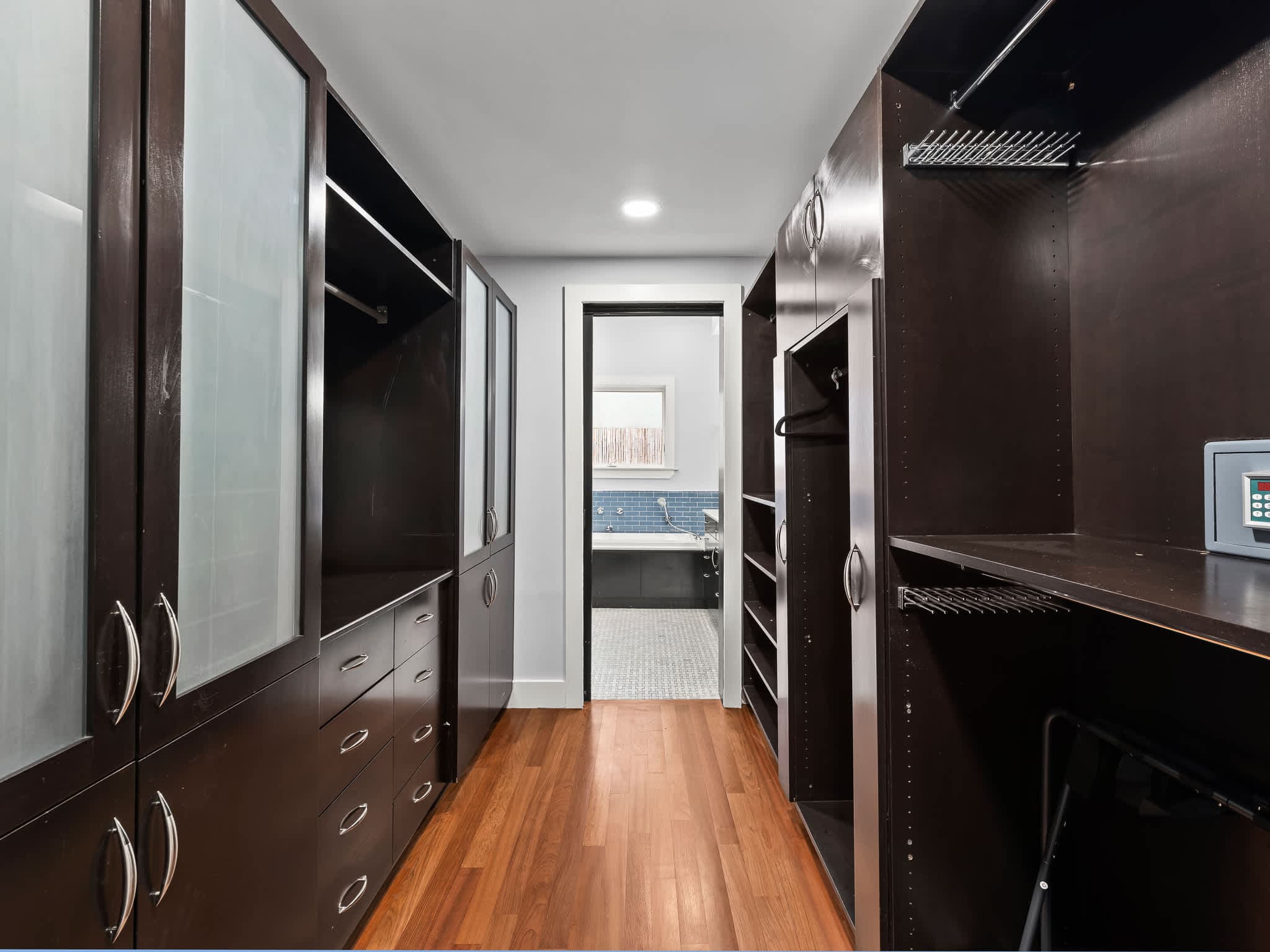 Centre House | Little Italy | Spacious Townhome with Rooftop Deck photo 21