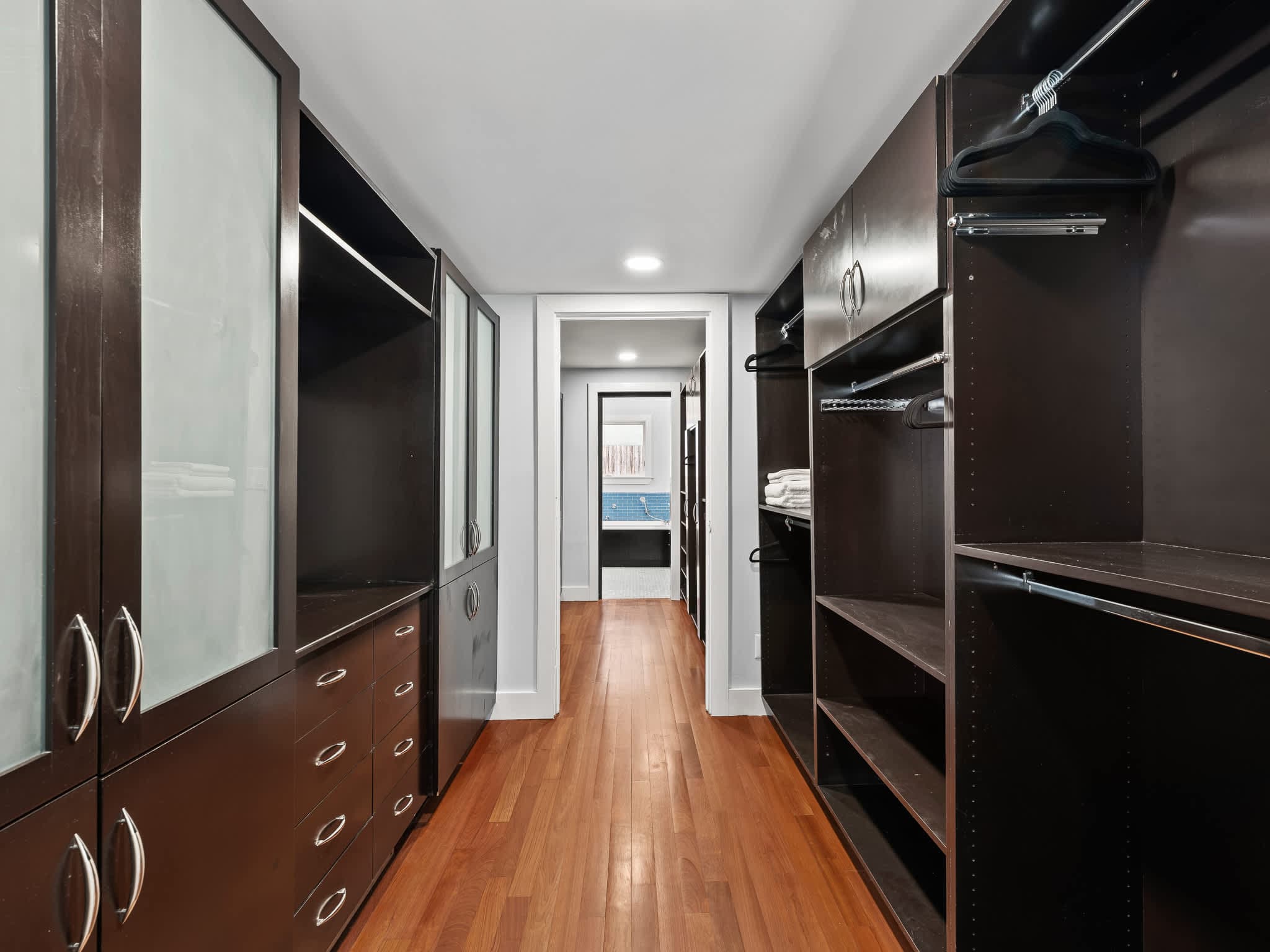 Centre House | Little Italy | Spacious Townhome with Rooftop Deck photo 20