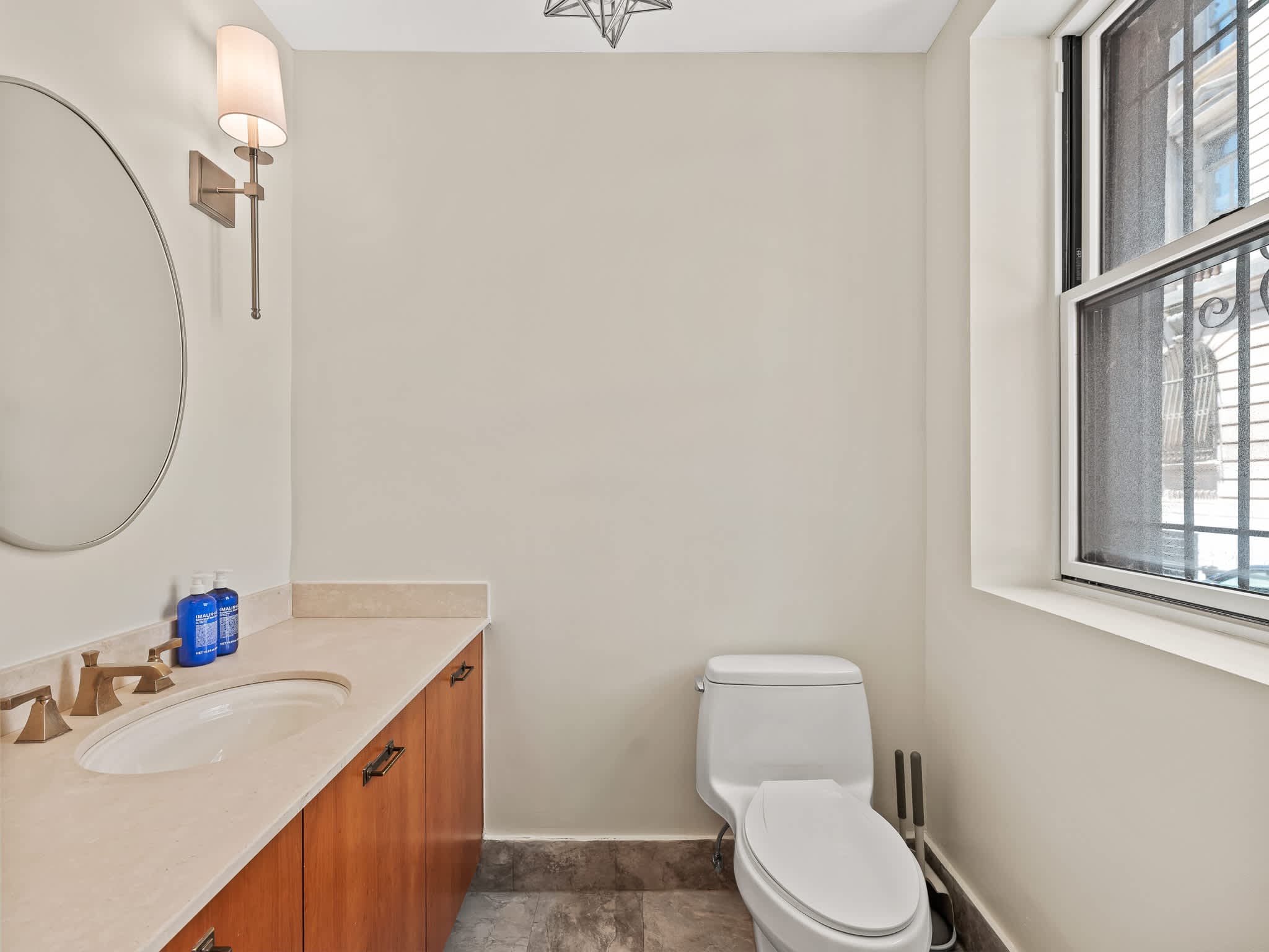 Centre House | Little Italy | Spacious Townhome with Rooftop Deck photo 9