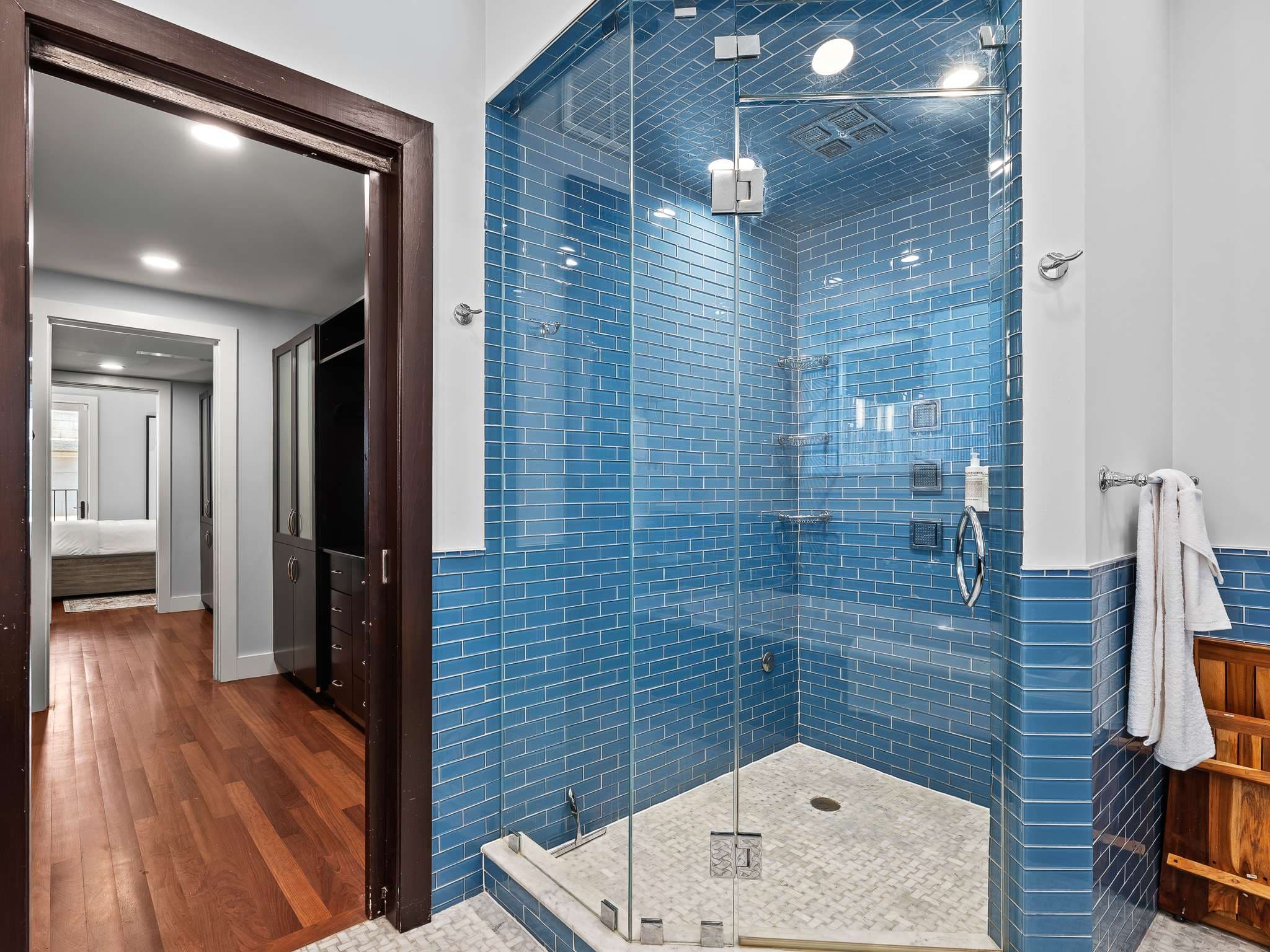 Centre House | Little Italy | Spacious Townhome with Rooftop Deck photo 24