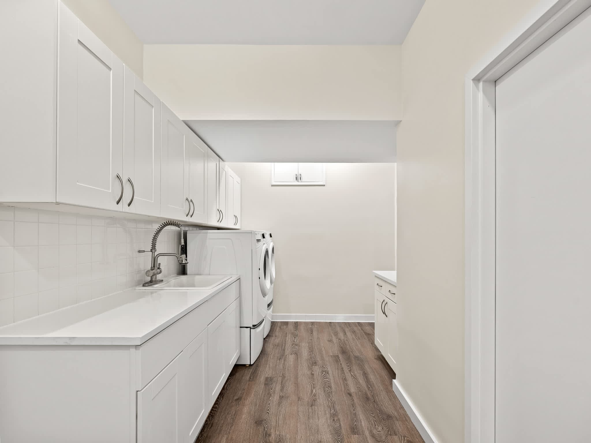 Centre House | Little Italy | Spacious Townhome with Rooftop Deck photo 47