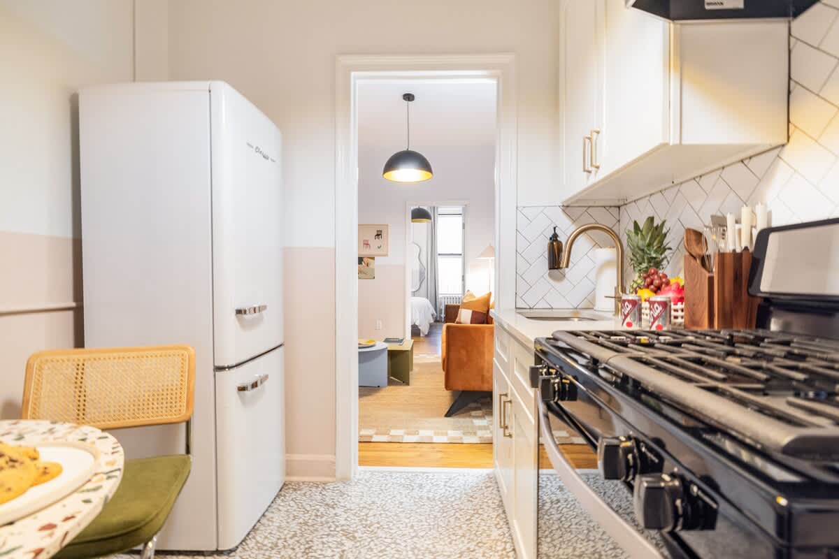 Spring House VIII | Nolita | Designer Apartment photo 3