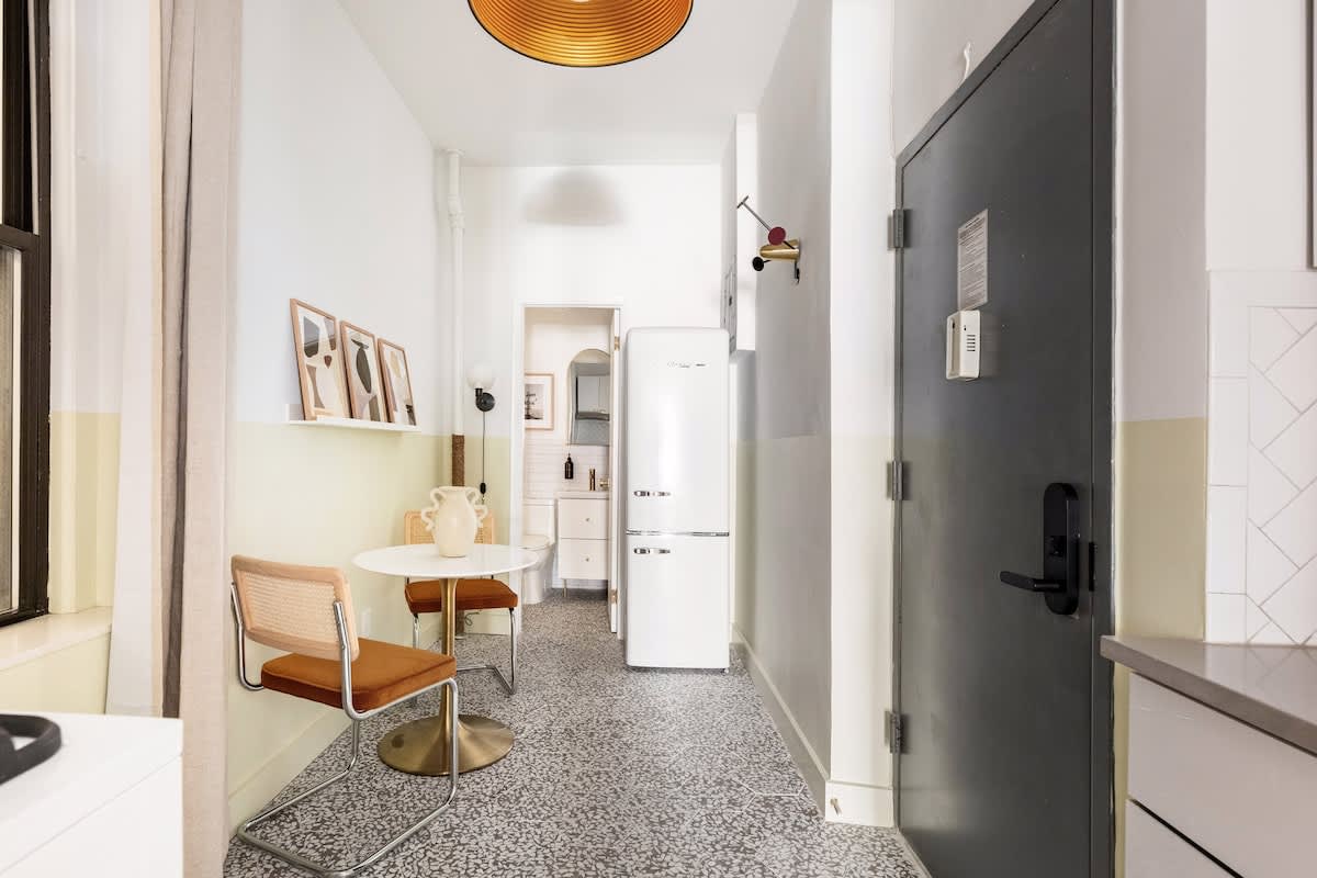 Spring House IX | Nolita | Designer Apartment photo 11