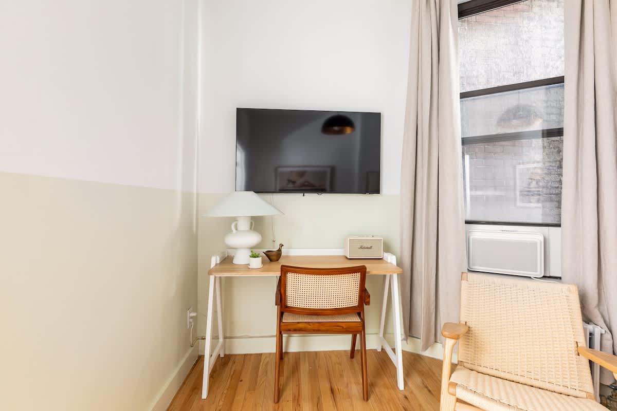 Spring House IX | Nolita | Designer Apartment photo 22