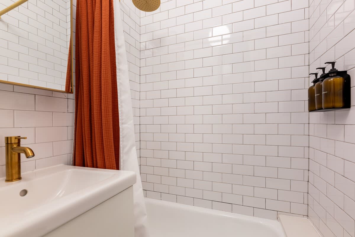 Spring House IX | Nolita | Designer Apartment photo 25