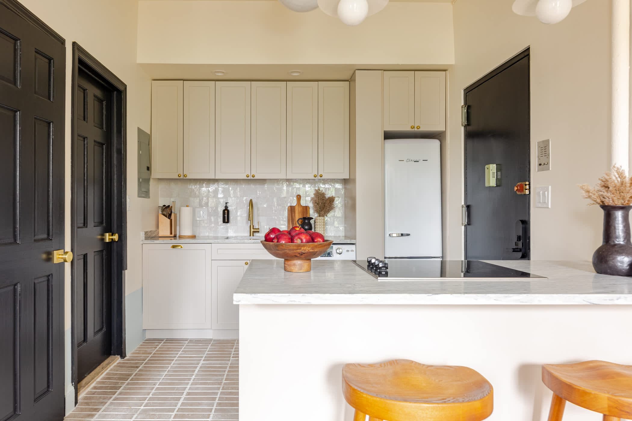 Henry House V | Brooklyn Heights | Roomy Apartment photo 9