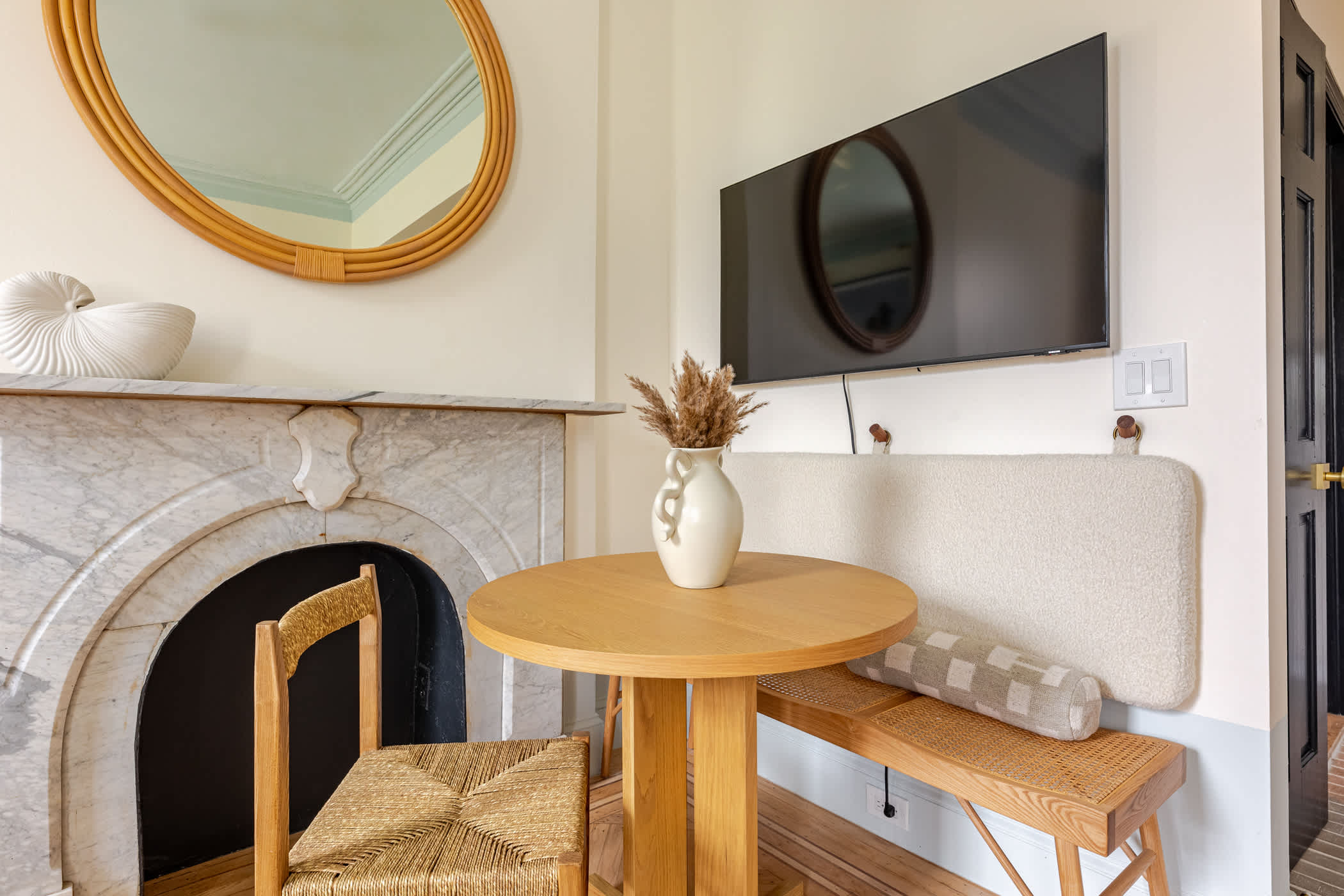 Henry House V | Brooklyn Heights | Roomy Apartment photo 12