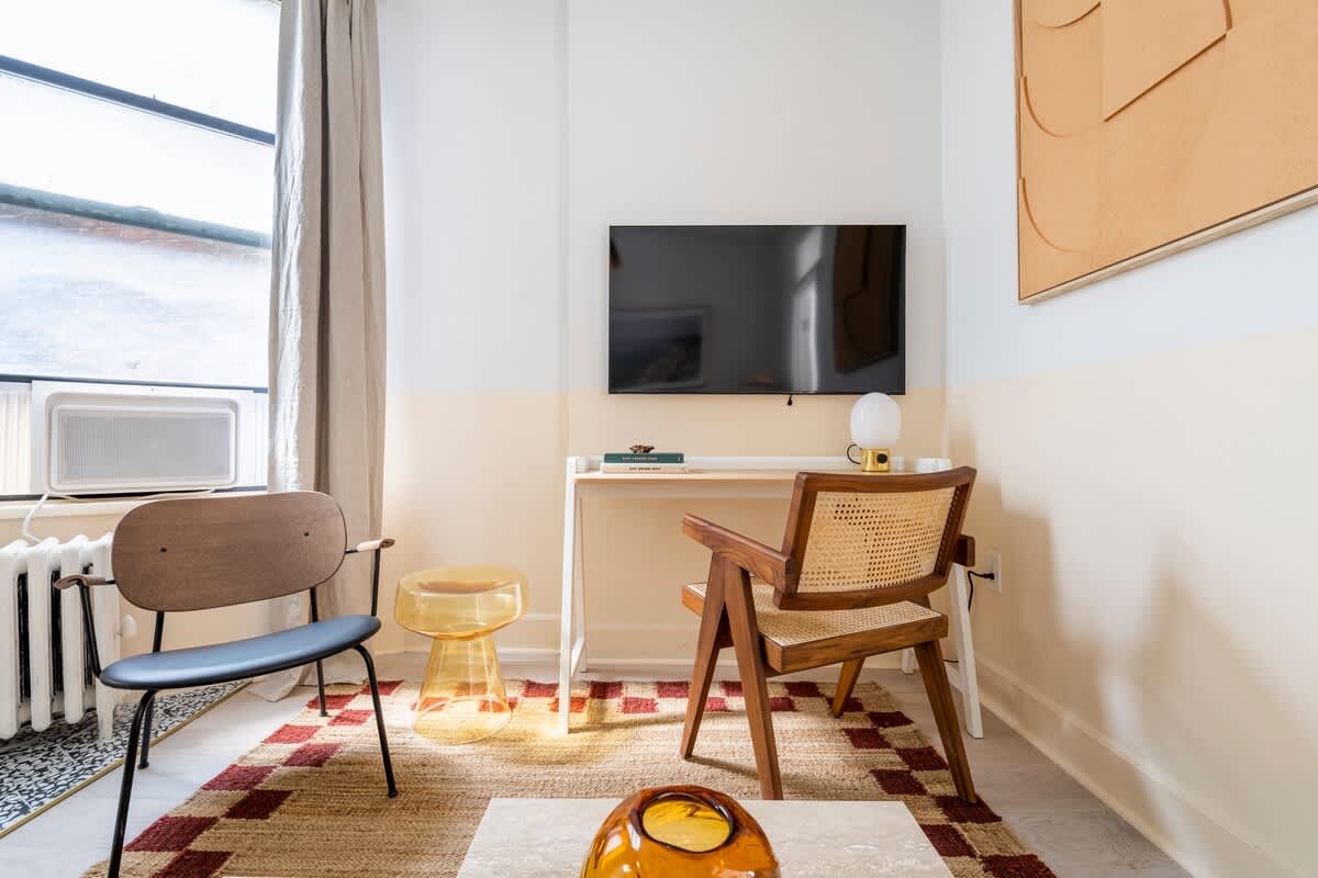 Spring House XII | Nolita | Designer Apartment photo 4