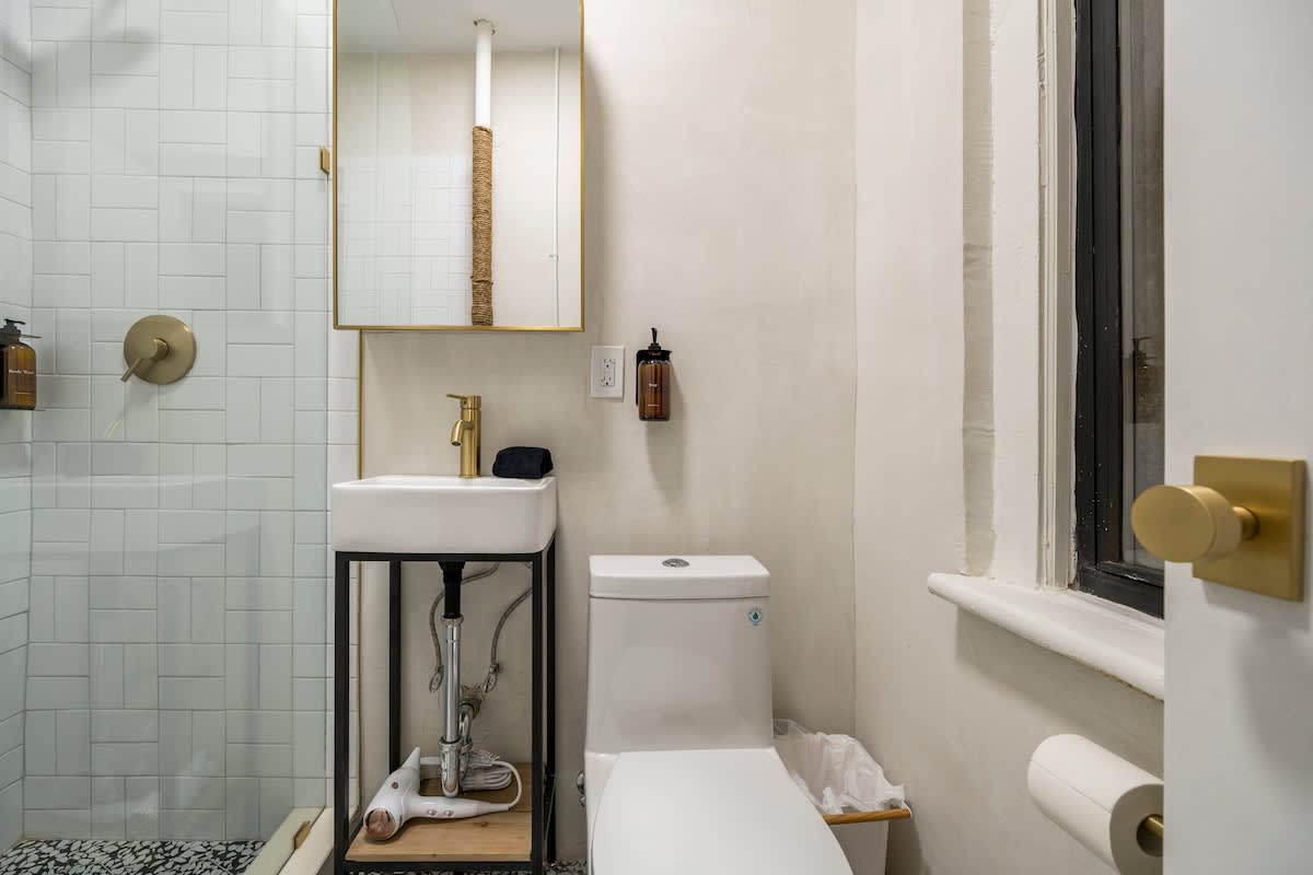 Spring House XII | Nolita | Designer Apartment photo 15