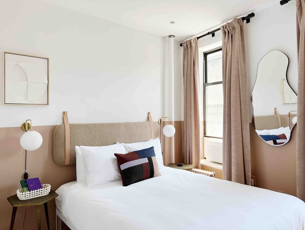 Spring House XIV | Nolita | Designer Apartment main photo