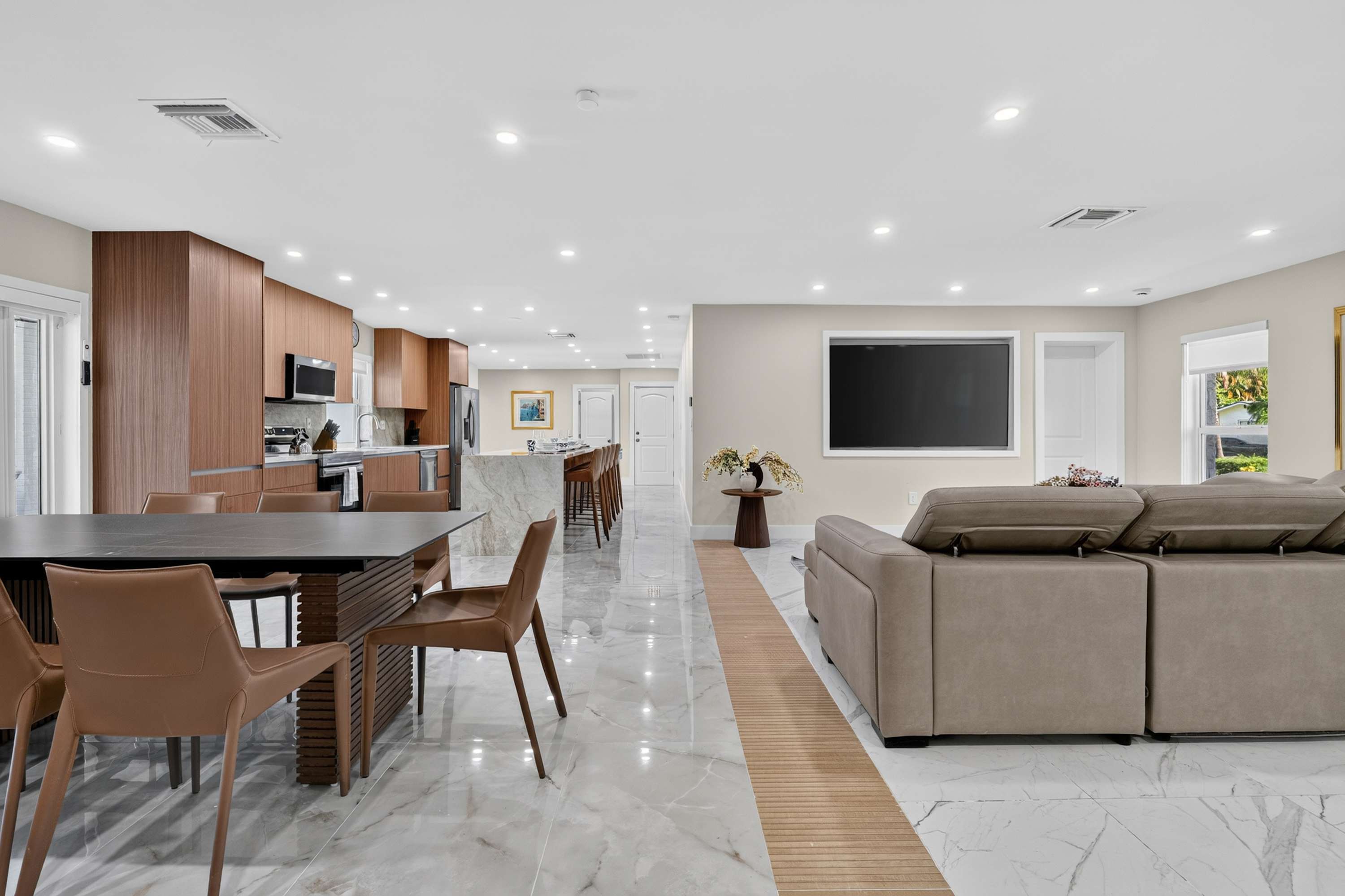 Aurelia Palms | Hollywood Hills | Luxe Home with Private Pool Oasis photo 23