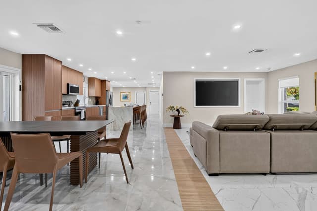 Image of Living space #11