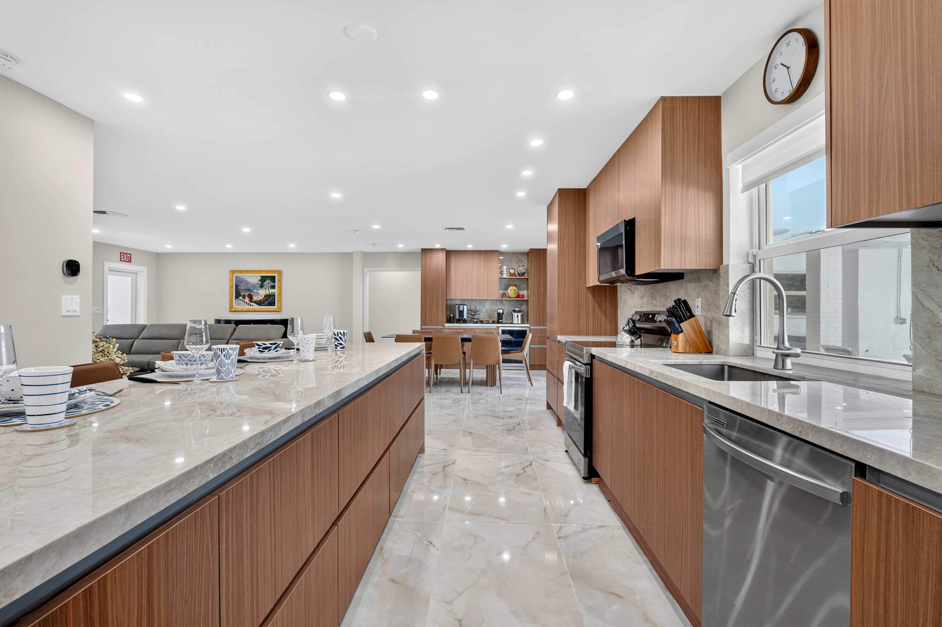 Aurelia Palms | Hollywood Hills | Luxe Home with Private Pool Oasis photo 34