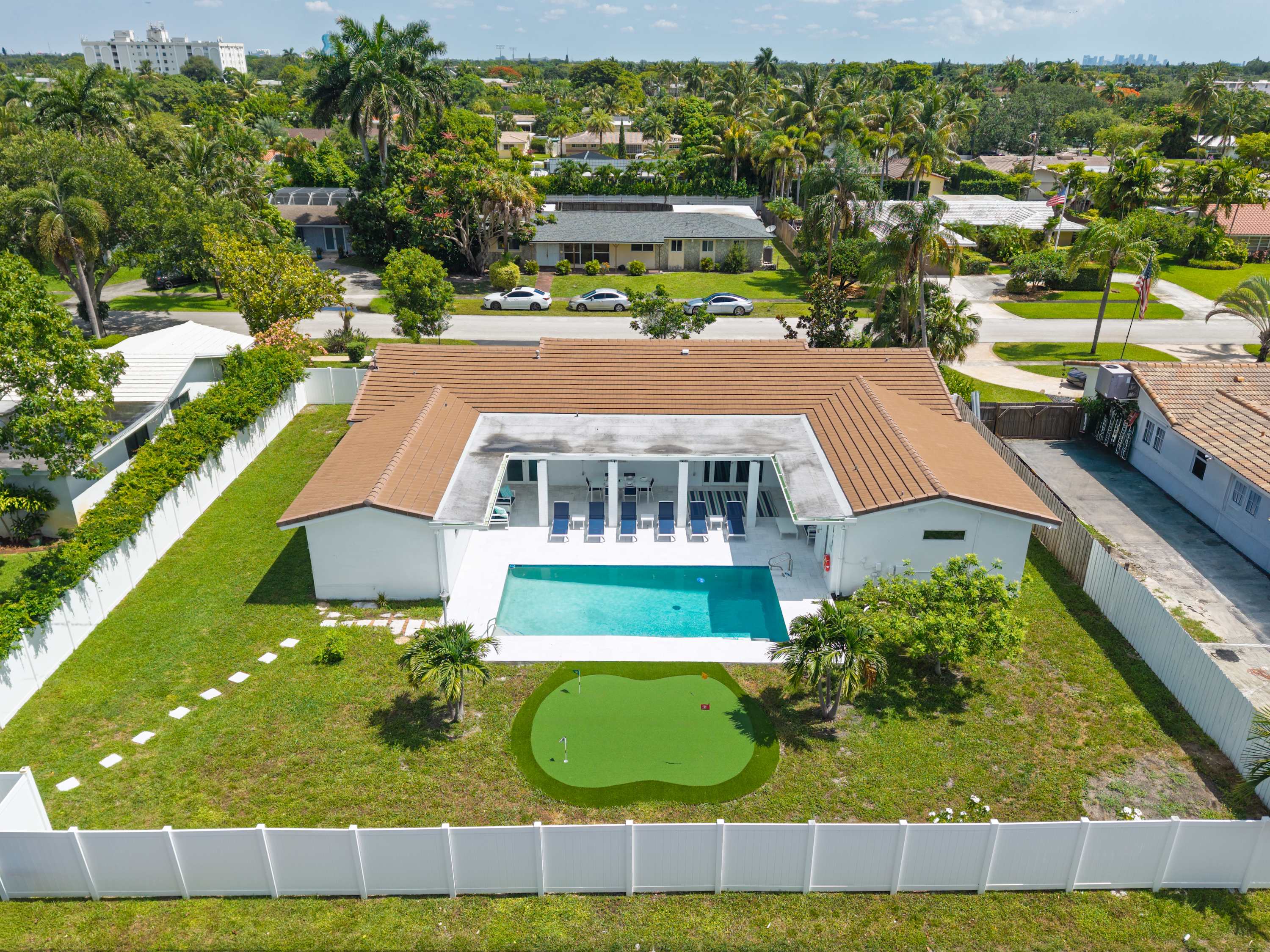 Aurelia Palms | Hollywood Hills | Luxe Home with Private Pool Oasis main photo
