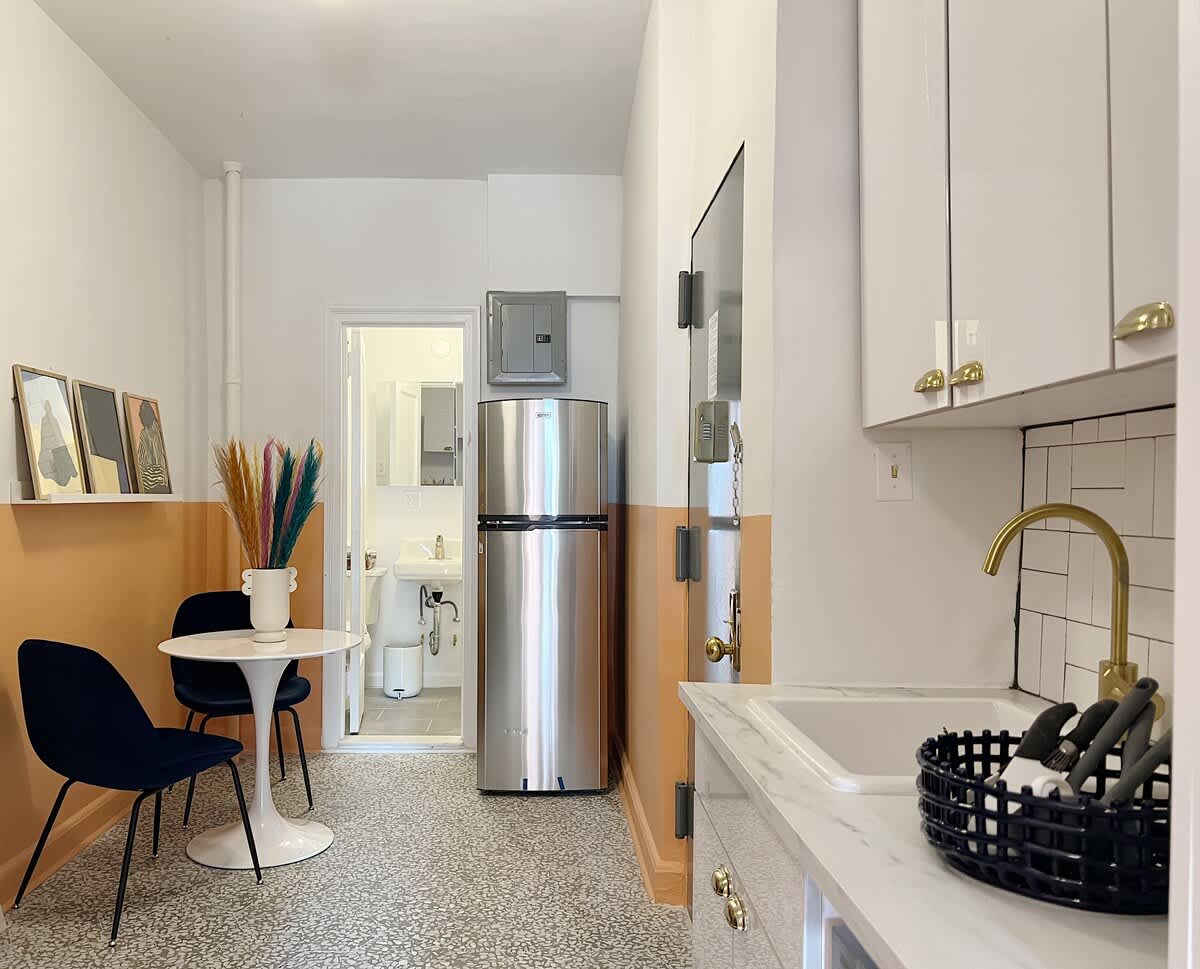 Spring House XVII | Nolita | Designer Apartment photo 3