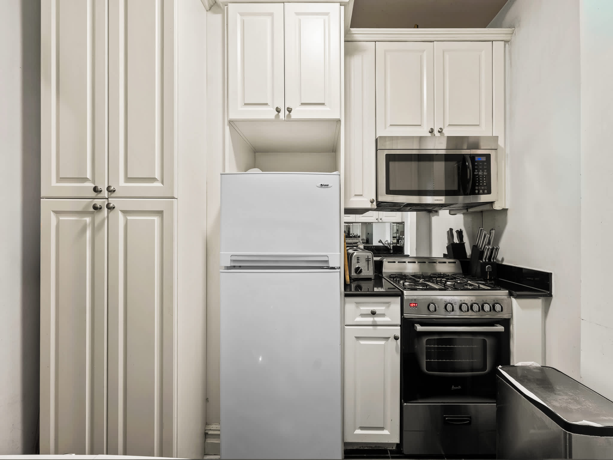 Manhattan Muse | Manhattan Valley | Designer Apartment Near Central Park photo 9