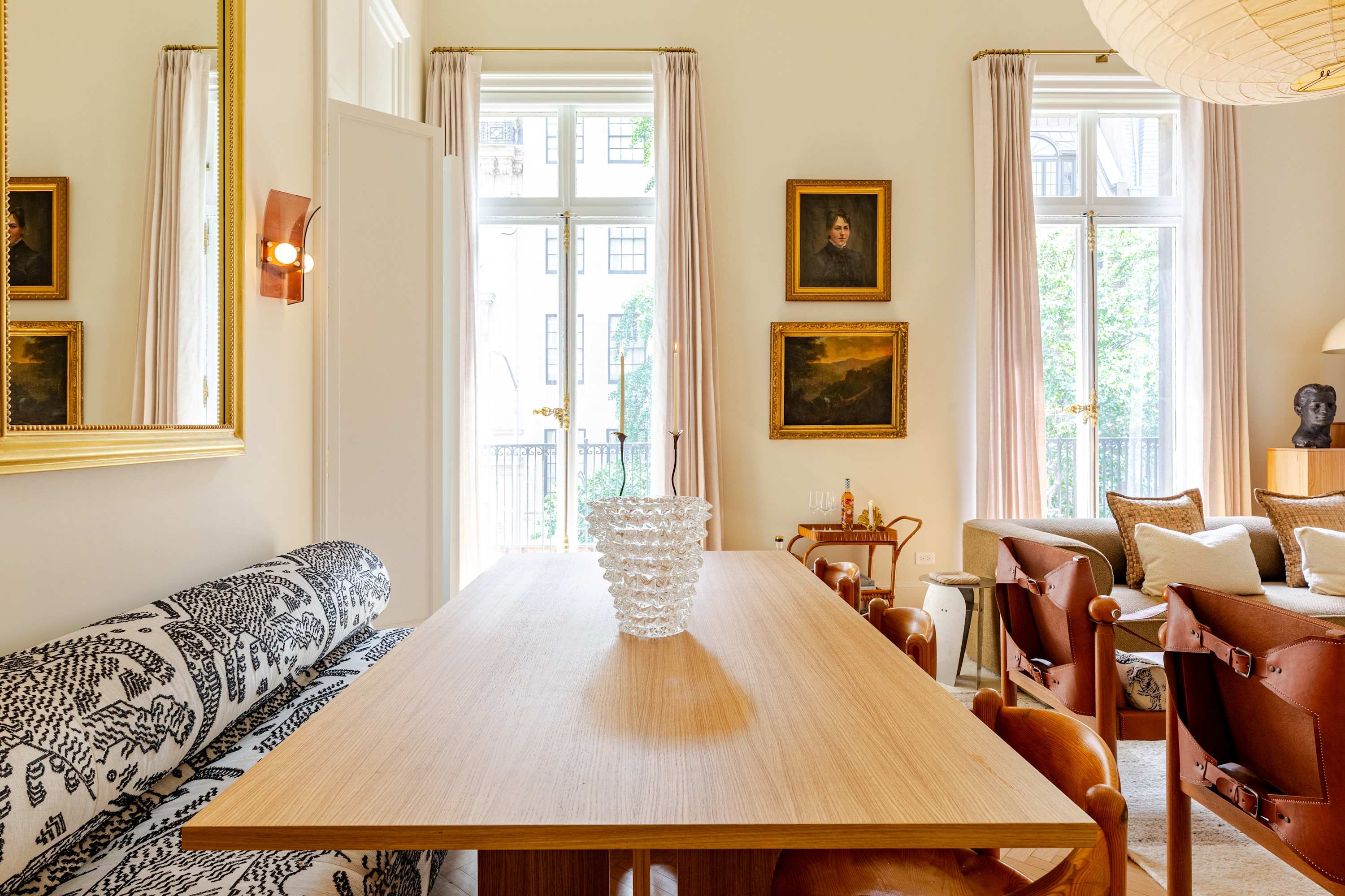 Bliss House Parisian | Upper East Side | Elegant Apartment photo 12
