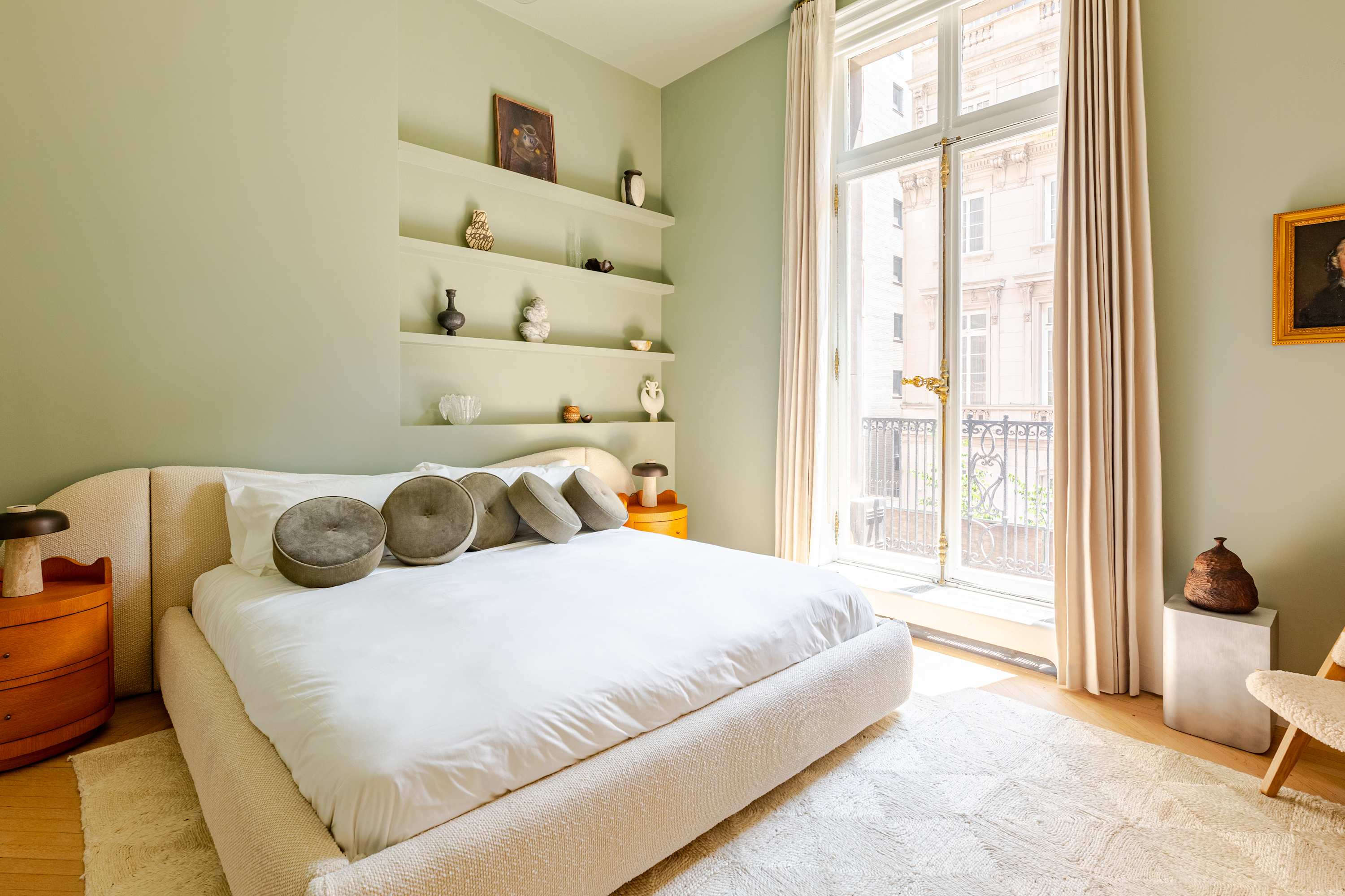 Bliss House Parisian | Upper East Side | Elegant Apartment photo 15
