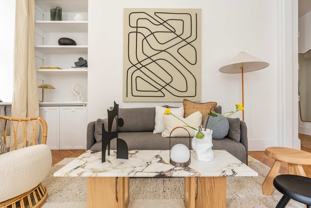 Image of Living space #3