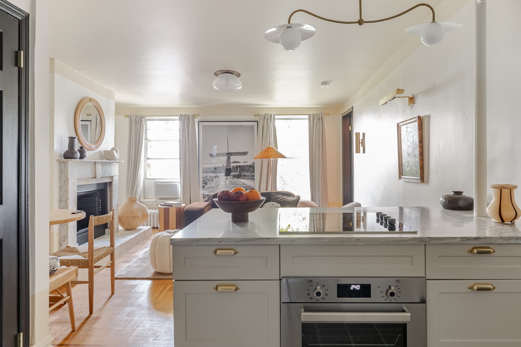 Henry House VIII | Brooklyn Heights | Roomy Apartment photo 11