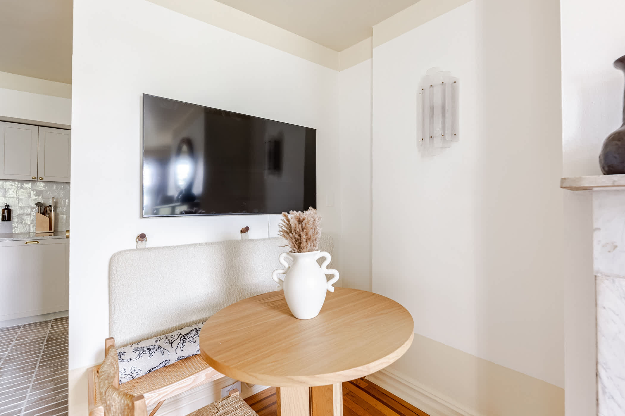 Henry House VIII | Brooklyn Heights | Roomy Apartment photo 12