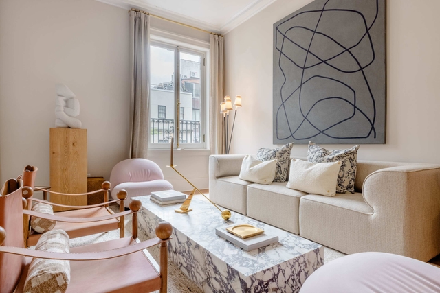 Image of Living space #3
