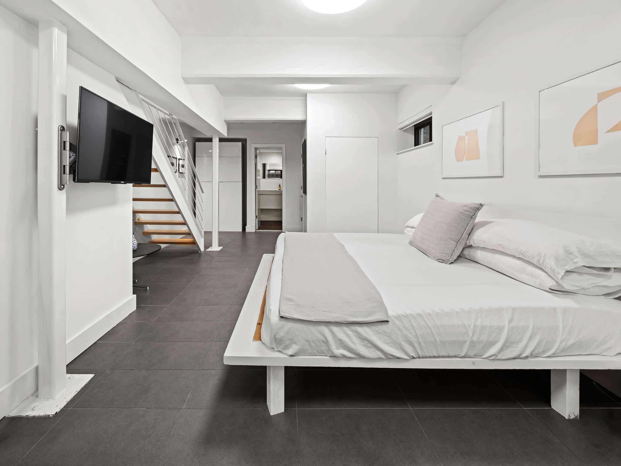 Southview Loft | Williamsburg | Artist's Duplex w/ Private Terrace photo 3
