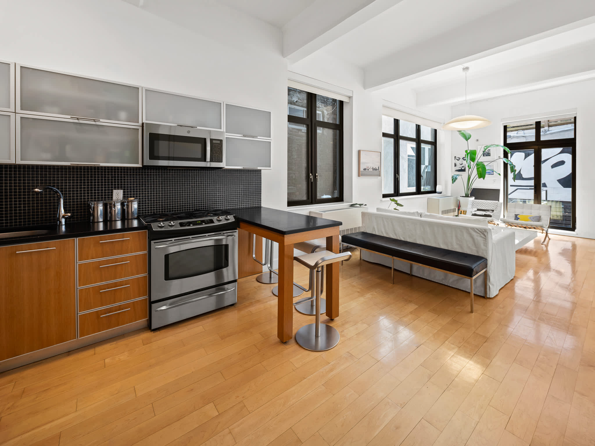 Southview Loft | Williamsburg | Artist's Duplex w/ Private Terrace photo 7
