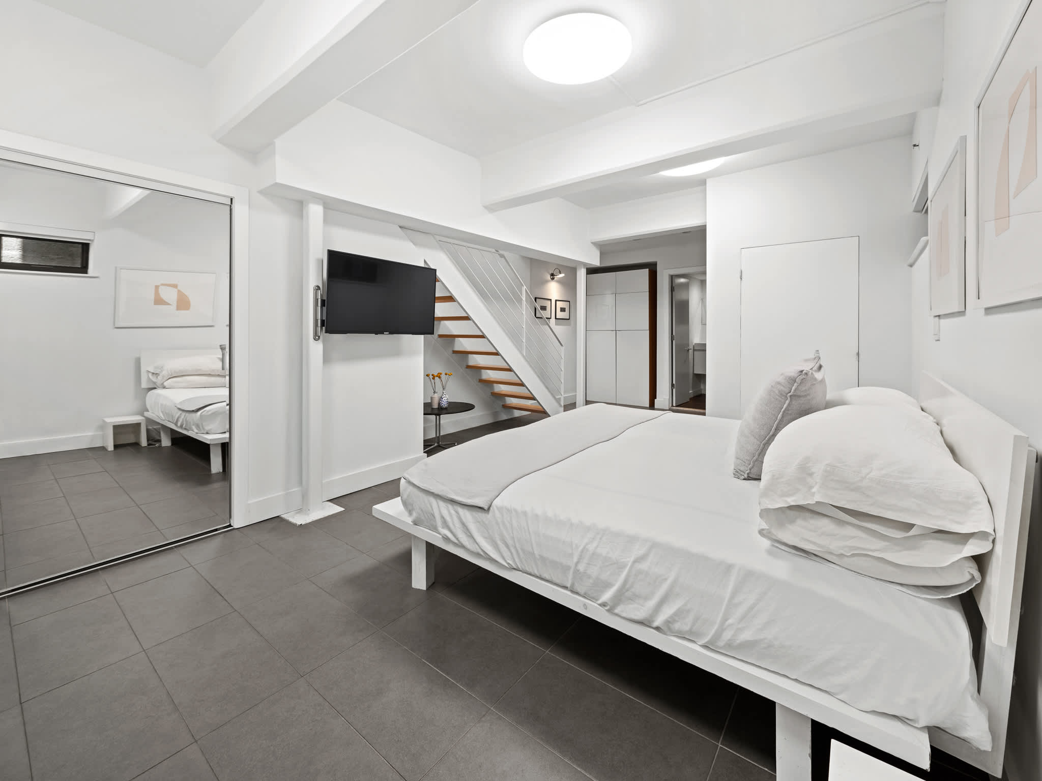 Southview Loft | Williamsburg | Artist's Duplex w/ Private Terrace photo 8
