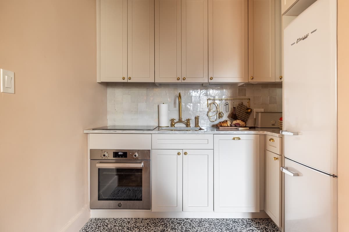Bliss House Prestige | Upper East Side | Deluxe Suite photo 8