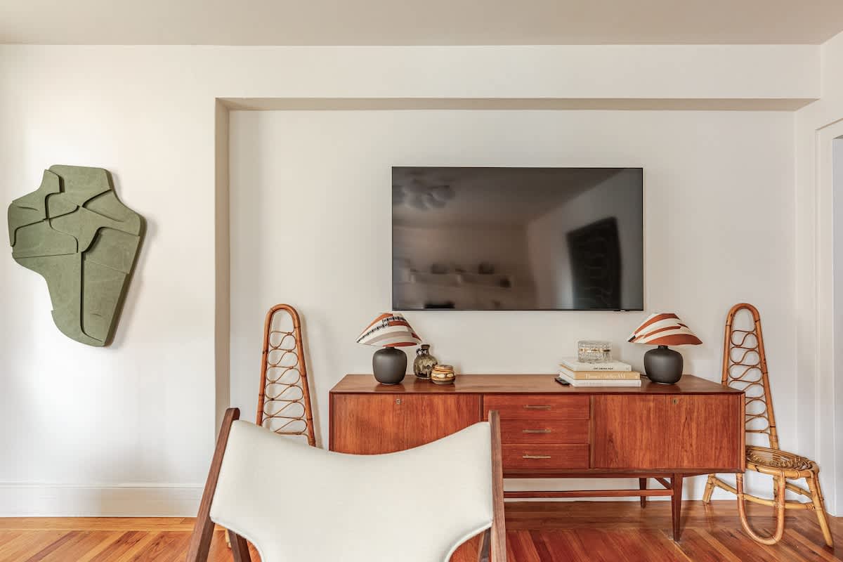 Bliss House Deluxe V | Upper East Side | Modern Apartment photo 9