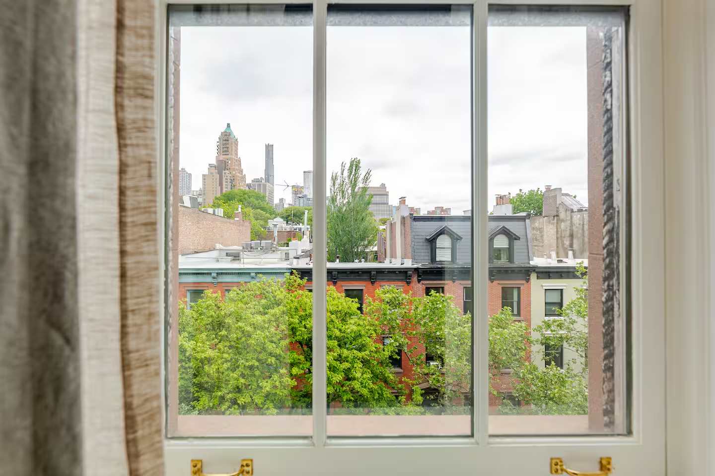 Henry House VII | Brooklyn Heights | Roomy Apartment photo 18