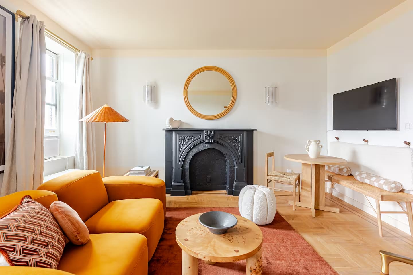 Image of Living space #2