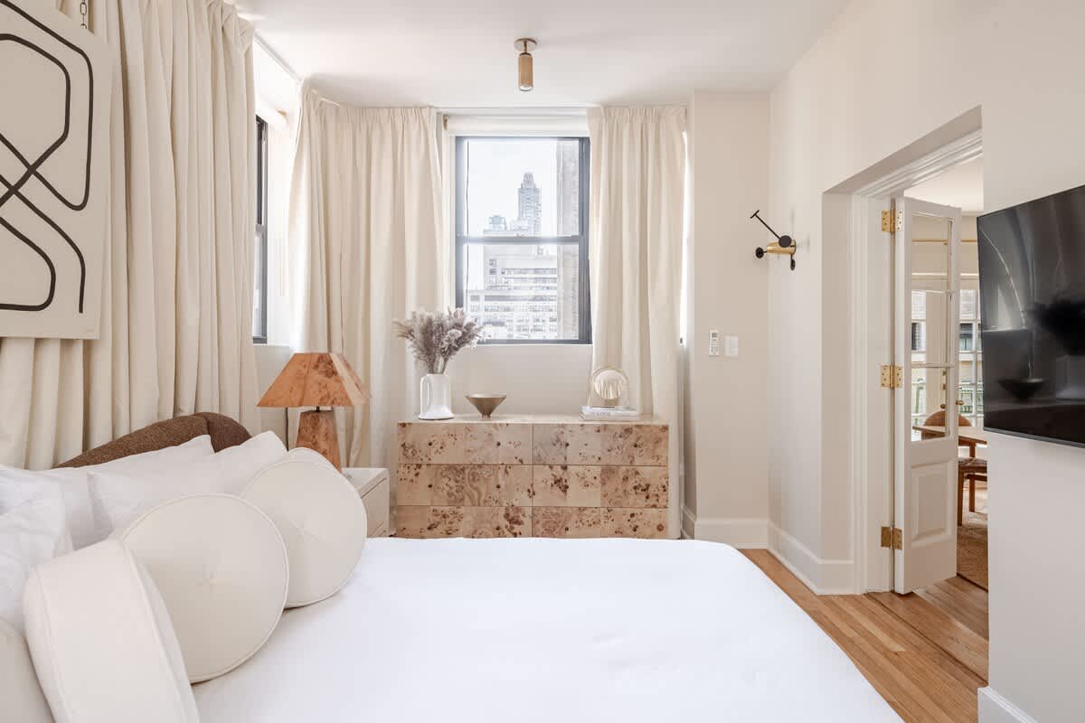 Bliss House Grace Patio | Upper East Side | Designer Penthouse photo 15