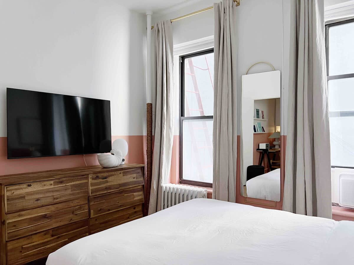 Spring House III | NoLita | Bright Apartment photo 9