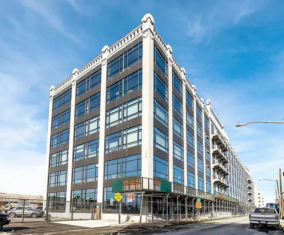 Imlay Loft | Red Hook | Designer Loft with Office & Gym photo 16