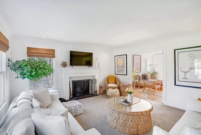 Image of Living space #3