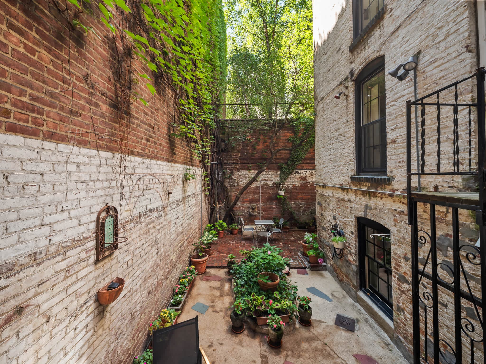Brickwell House | West Village | Townhome & Garden photo 13