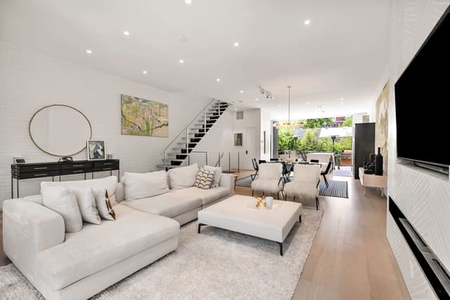 Image of Living space #2
