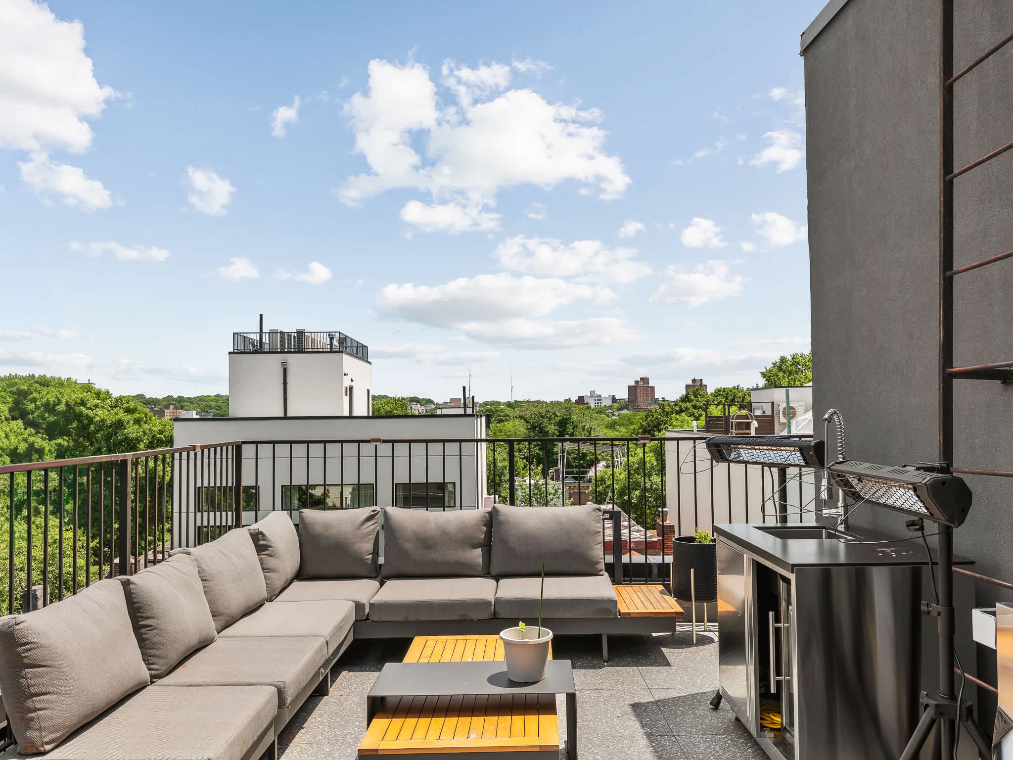 Jefferson Heights | Bushwick | Skyline Duplex with Private Terrace photo 2