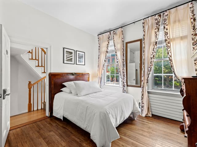 Image of Living and Sleeping space #1