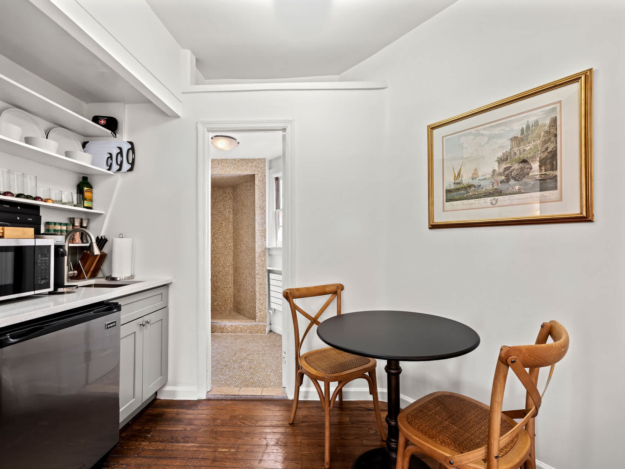 The Tabor Studio | West Village | Cozy Studio photo 8