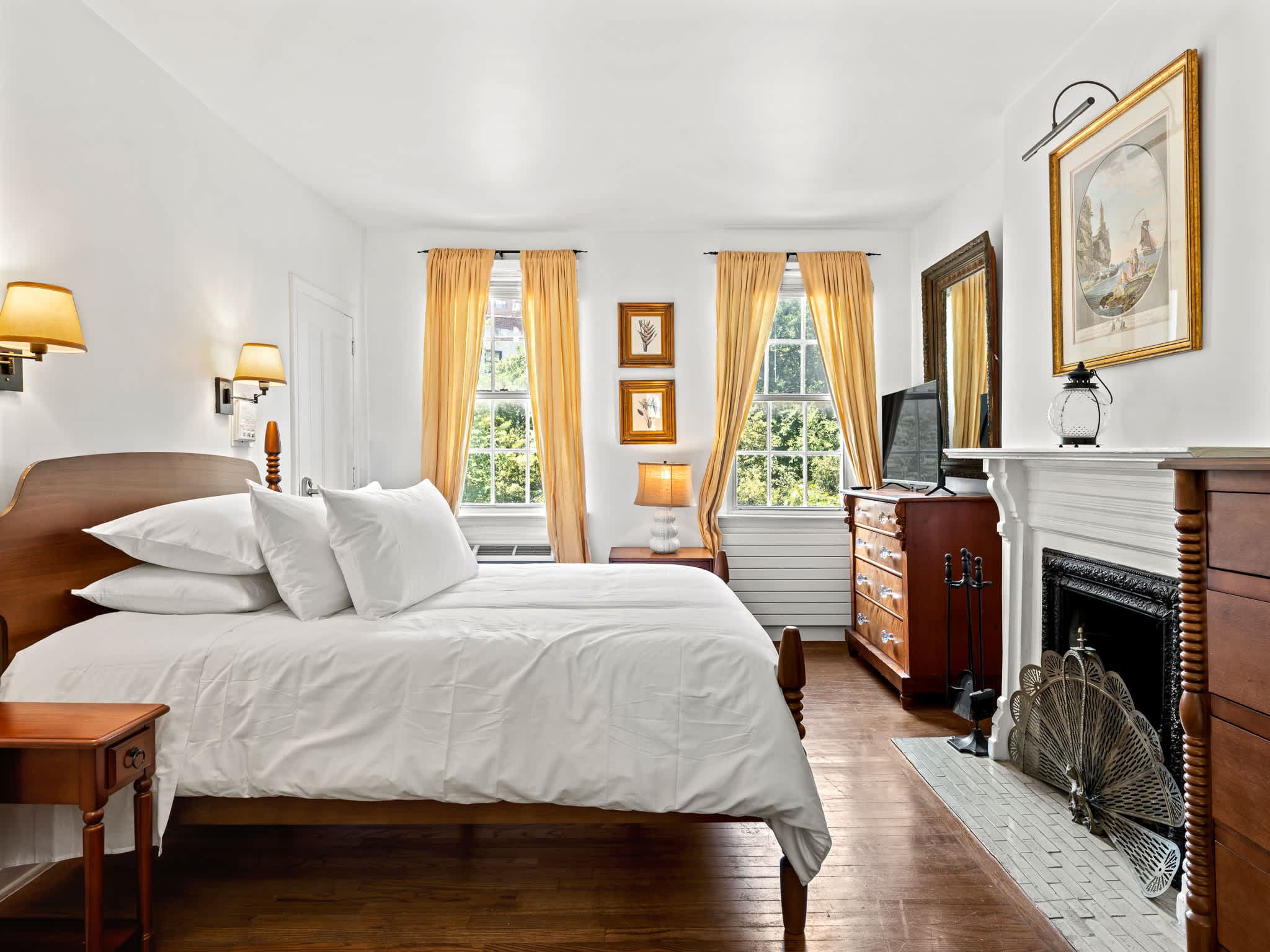 The Tabor Studio | West Village | Cozy Studio photo 2